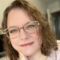 Glenna Ballek