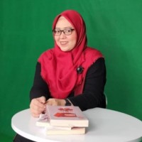 Lidya Catrunada