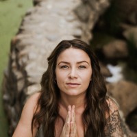 Nichole Leary