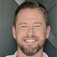 Robert Legro