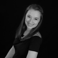 Samantha Francis, Mba