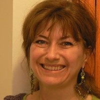 Isabelle Chateau Artiste-Animatrice d'Ateliers d'Arts Plastiques