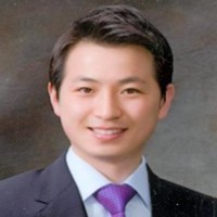 Chulwoong Hwang