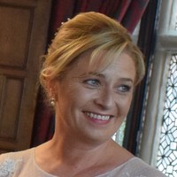 Helen Mills