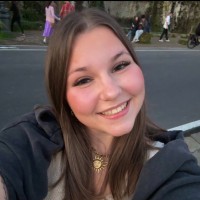 Célia Fefkenne