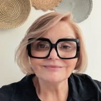 Dr Teresa (Tess) Ryan