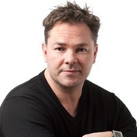 Thomas Hellström