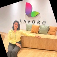 Karina Loriane Vizinoni