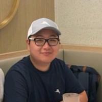 Jackie Yeung, Ei