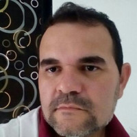 Luciano M. Santos Moreira