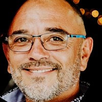 Mario A Flores O