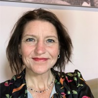 Esther De Rijk