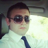 Роман Белов