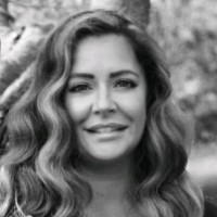 Melanie McDermott