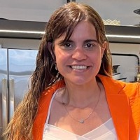 Verónica Parodi (Ella/She)