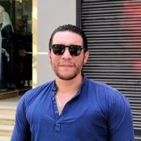 مصطفى خالد