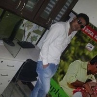 Ravi(Ravinder) Kakralia