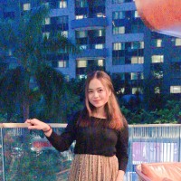 Indry Ayu W.