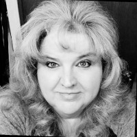 Cynthia Lauth