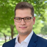 Tobias Straß