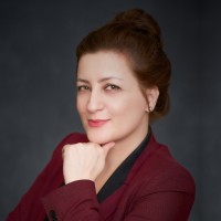 Dr. Uarda Hoti