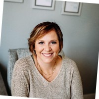 Amanda Neil