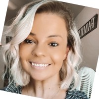 Elizabeth Toth