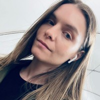 Юля Лазутина