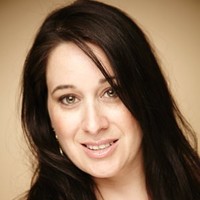 Holly Daulisa