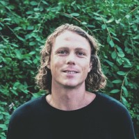 Adam Halling