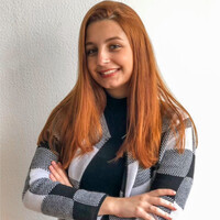 Esthefani Faria