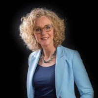 Adriana Romkema Mba