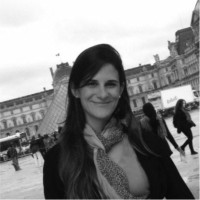 Dra. Fernanda Pellegrinelli