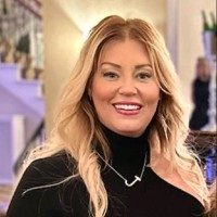 jennifer Naniewicz