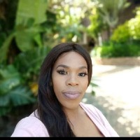 Ndileka Buhlungu
