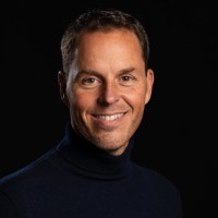 Victor Steenbakker