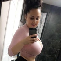 Victoria Lynn