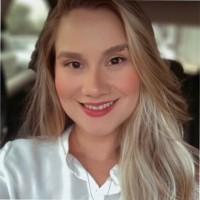 Aline Lobato