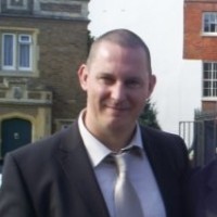 Dr Nicholas Head