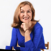 Jacqui Greeff