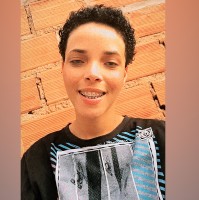 Larissa Aline Pereira