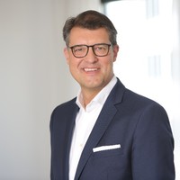 Dr. Stephan Neubauer