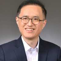 YK Lee