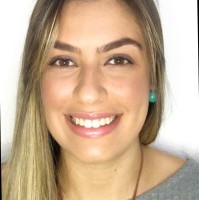 Manoela S.
