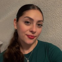 Karen Flores-Campos