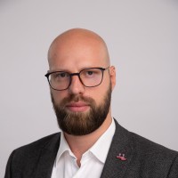 Антон Ефимов