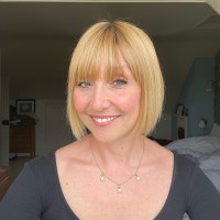Elizabeth Dillon