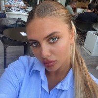 Anna Kahn