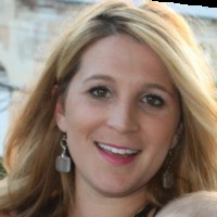 Holly Sestokas, Rn