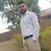 Adv Kuldeep makwana
